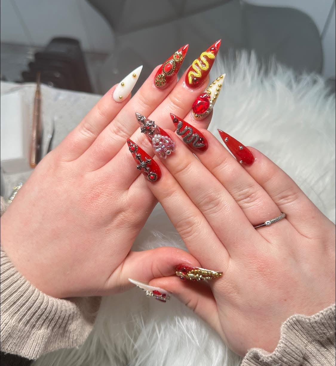 Moira Nails & Spa